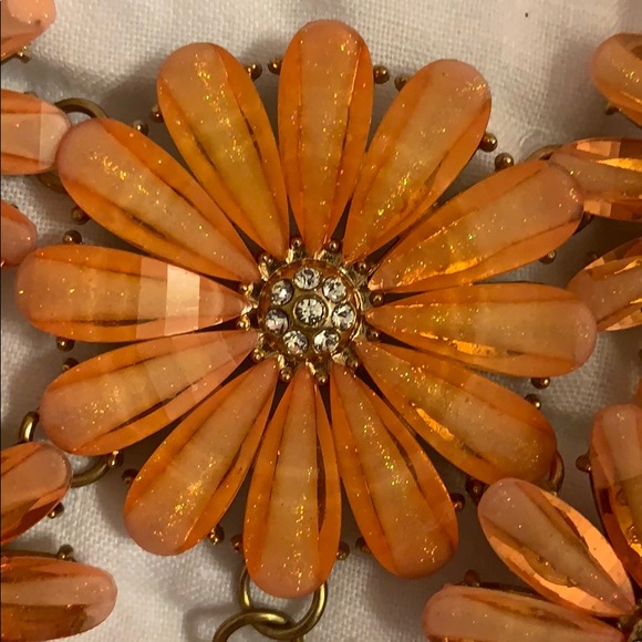 Flower Necklace - Picture 3 of 3